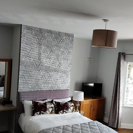 Foxhollow House * Blarney